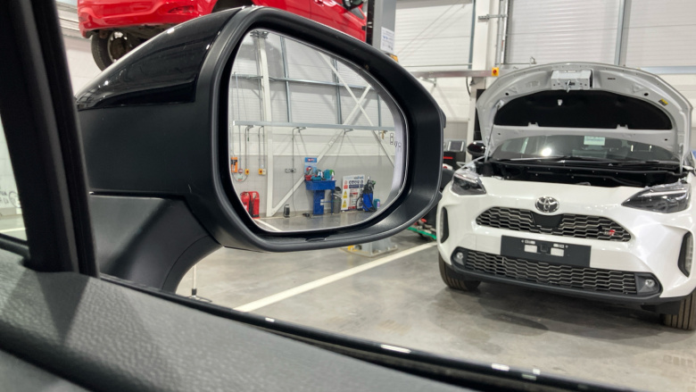 Toyota C-HR 1.8 Hybrid Design 5dr CVT Hybrid Hatchback